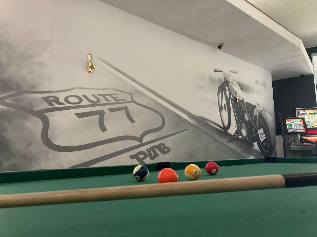 Route77 Hostel Toscolano-Maderno
