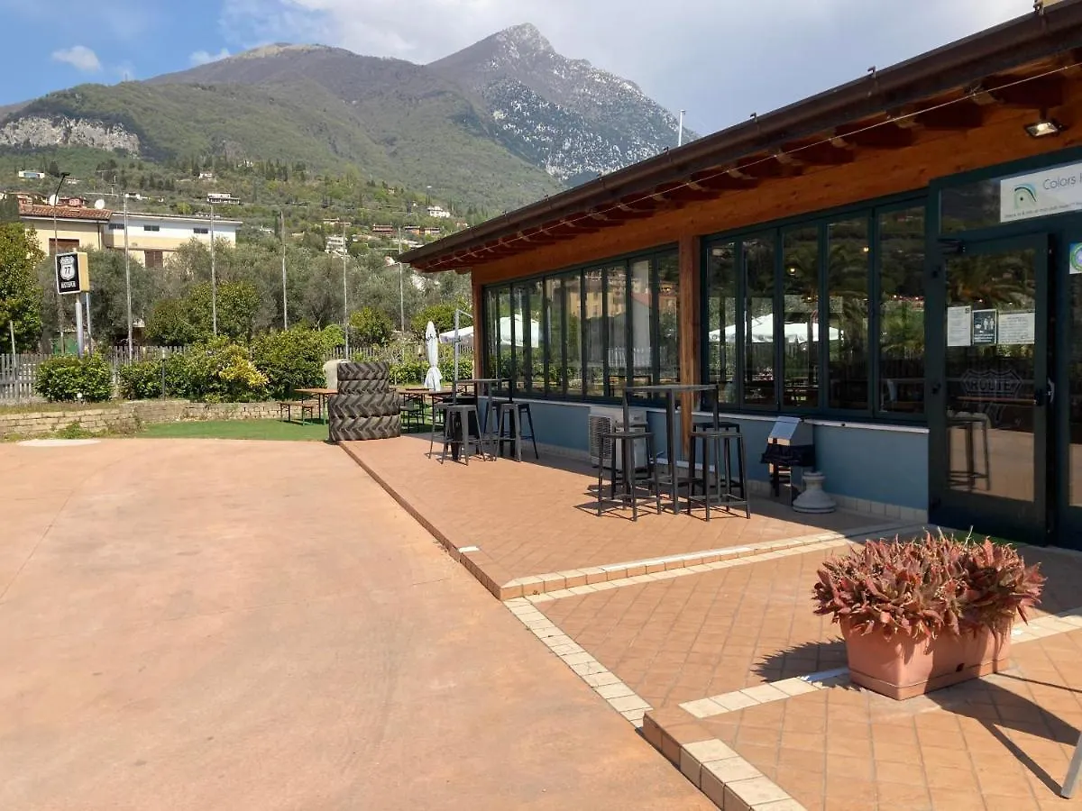 Route77 Hostel Toscolano-Maderno Italia