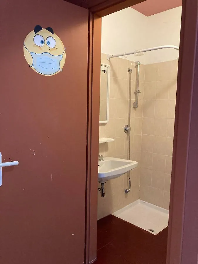 Route77 Hostel Toscolano Maderno