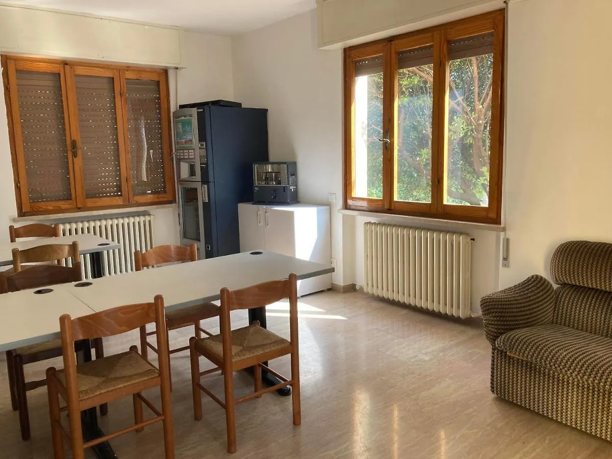 Route77 Hostel Toscolano Maderno Italy